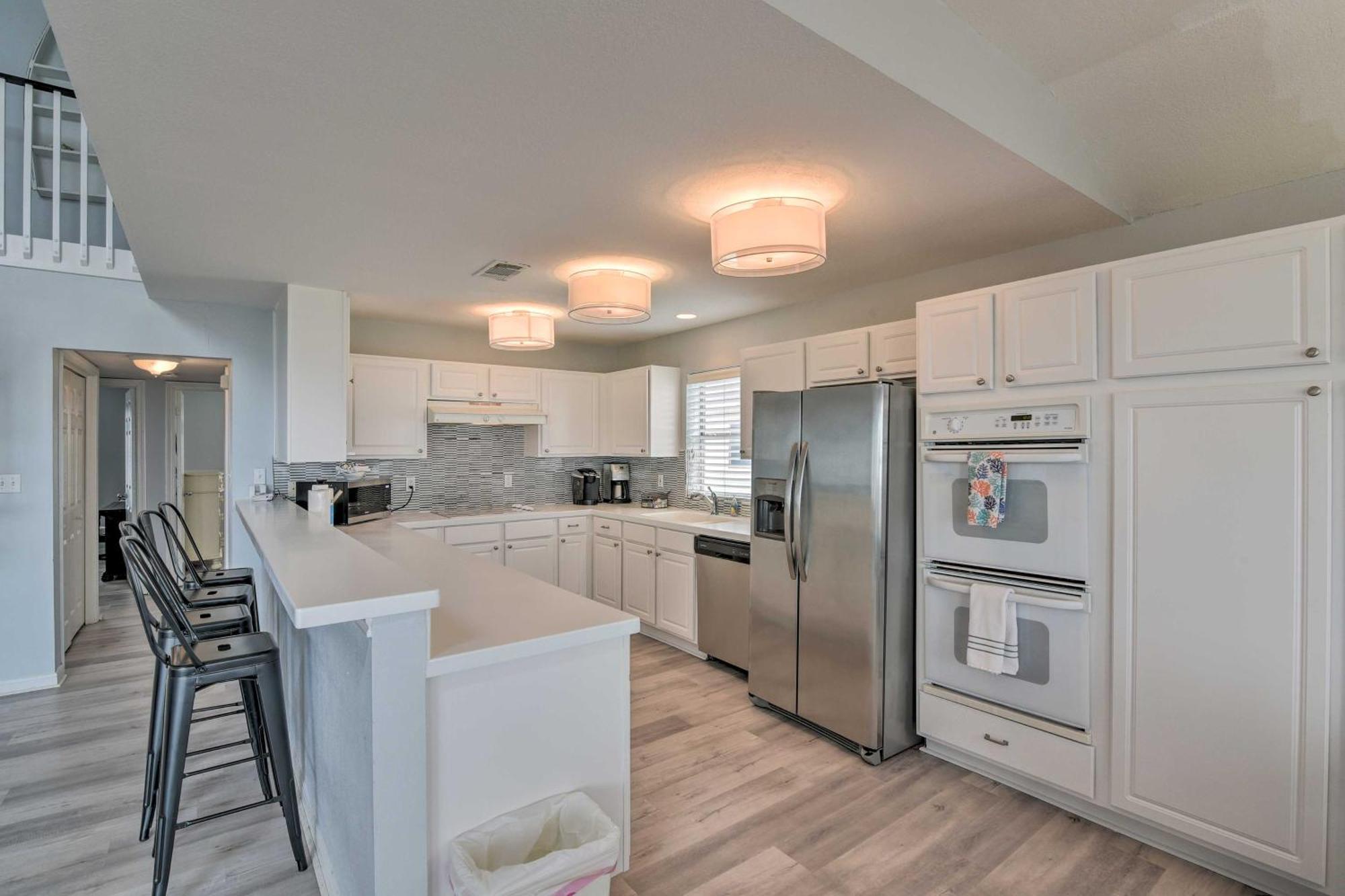 Oceanfront Galveston Home - Walk To Beach! Exterior foto