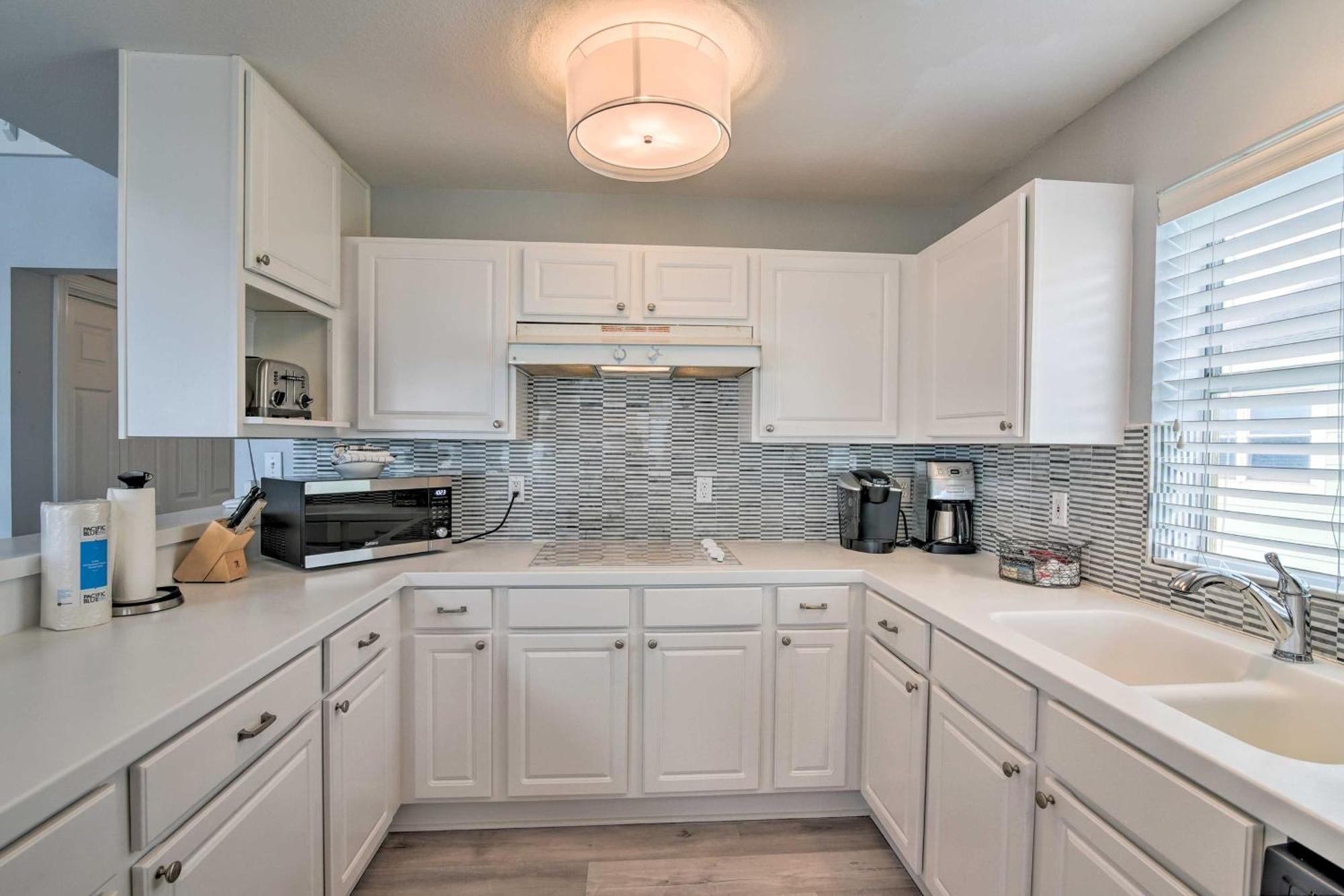 Oceanfront Galveston Home - Walk To Beach! Exterior foto