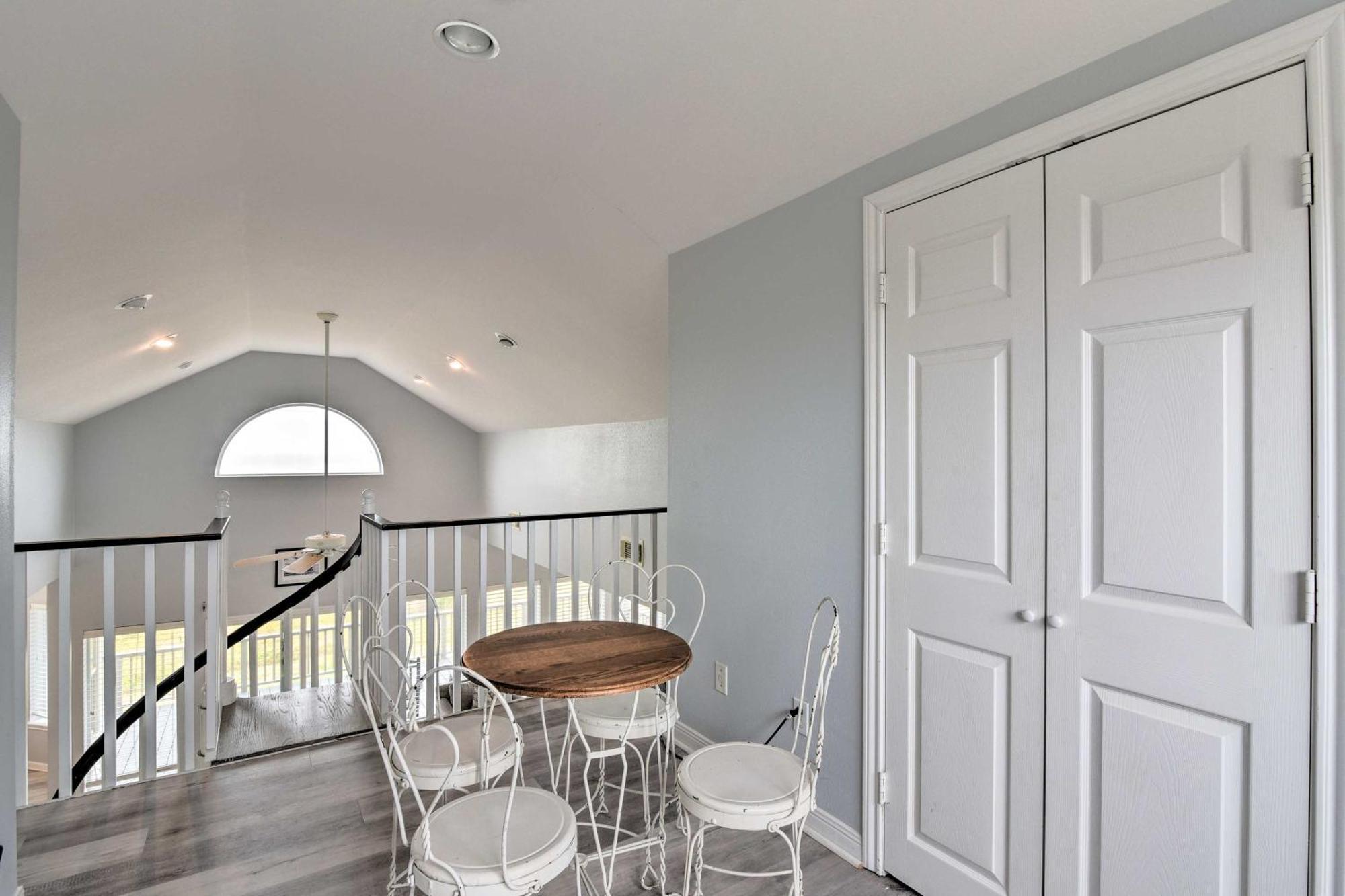 Oceanfront Galveston Home - Walk To Beach! Exterior foto