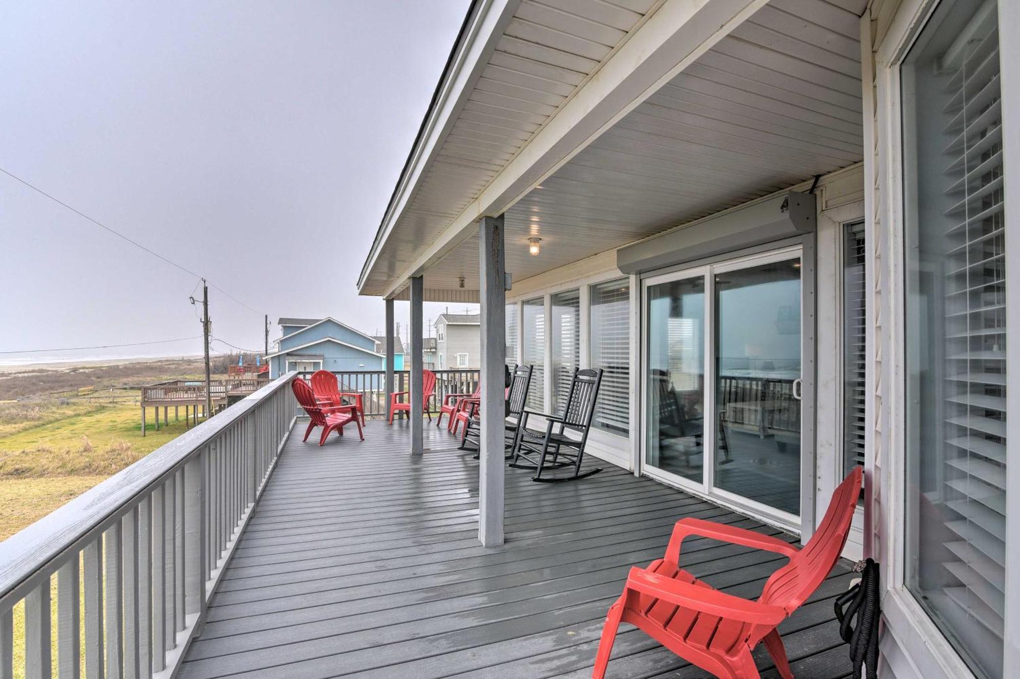 Oceanfront Galveston Home - Walk To Beach! Exterior foto